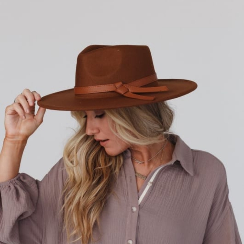 Three Bird Nest Bronco Wide Brim Hat in Camel
